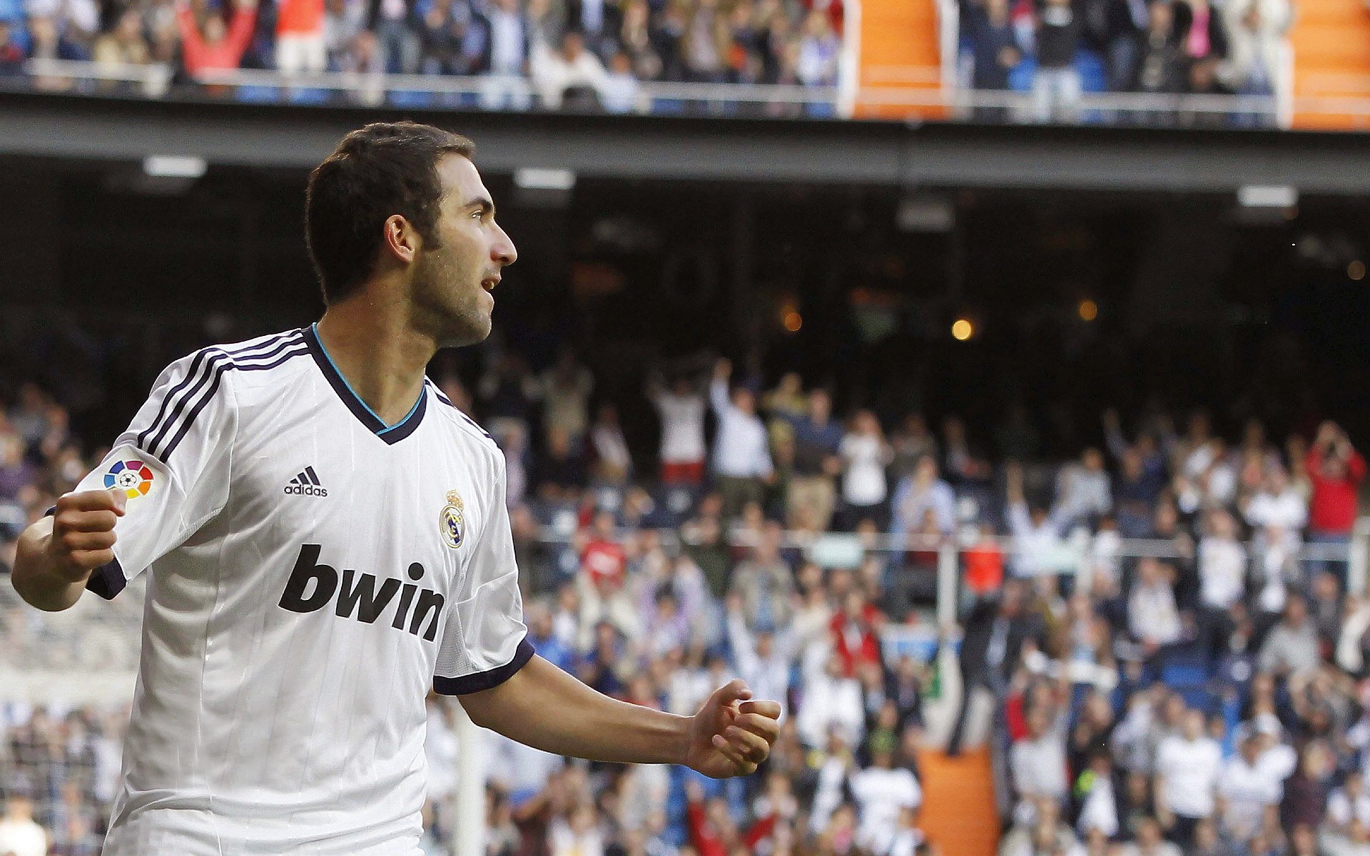 中国足球国家队心理调适训练常态化开展，足球运动员的心理训练